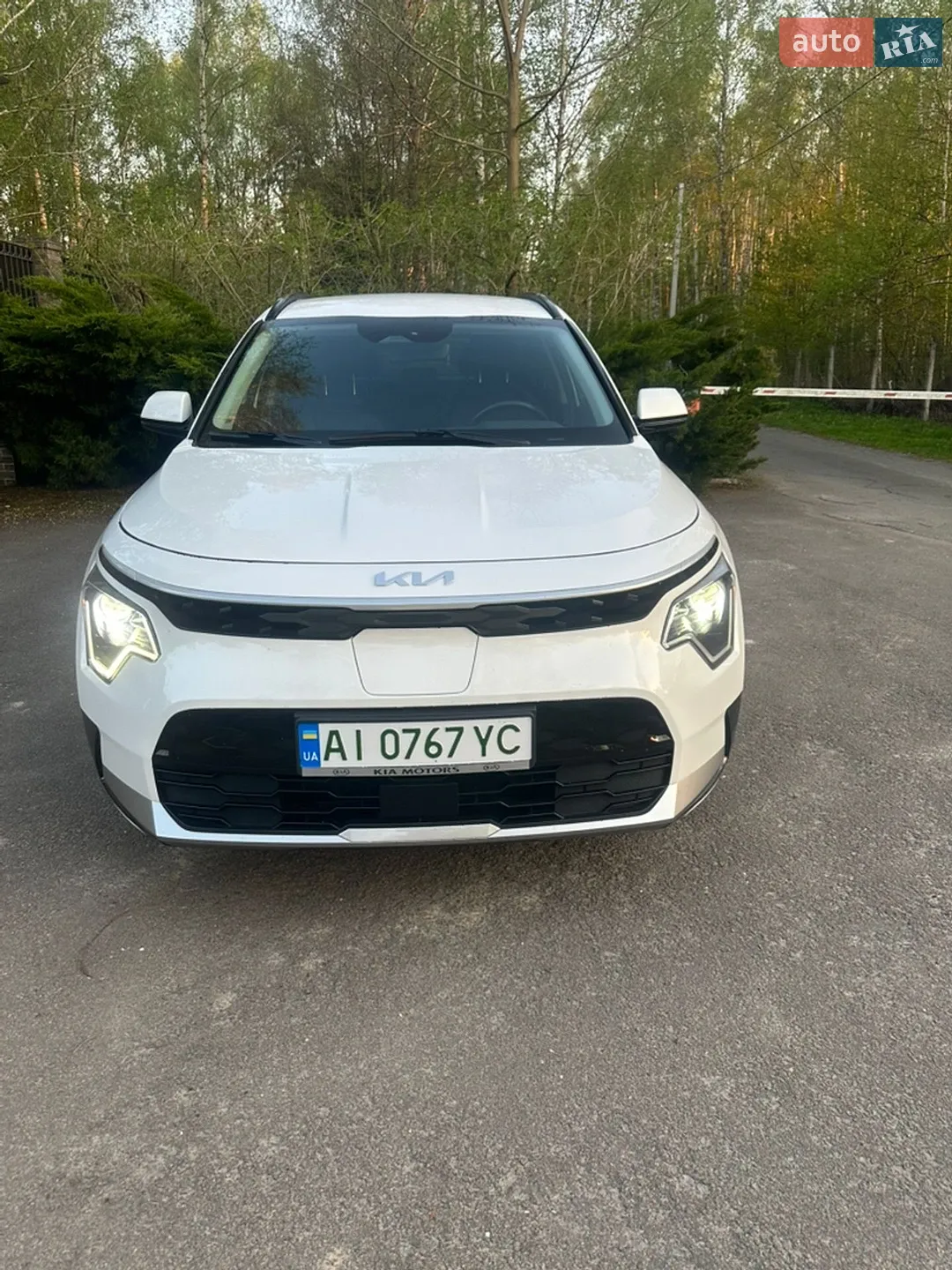 2023 Kia Niro - фото 1