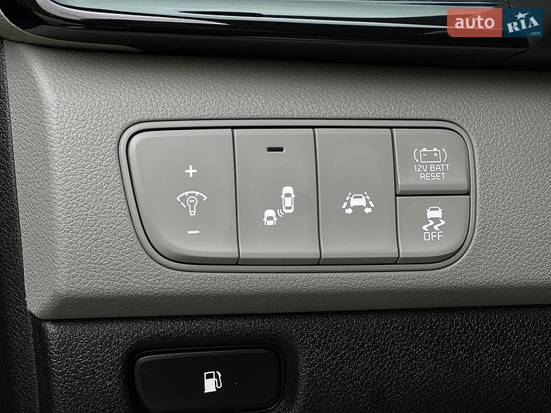 Внедорожник / Кроссовер Kia Niro 2018 в Львове