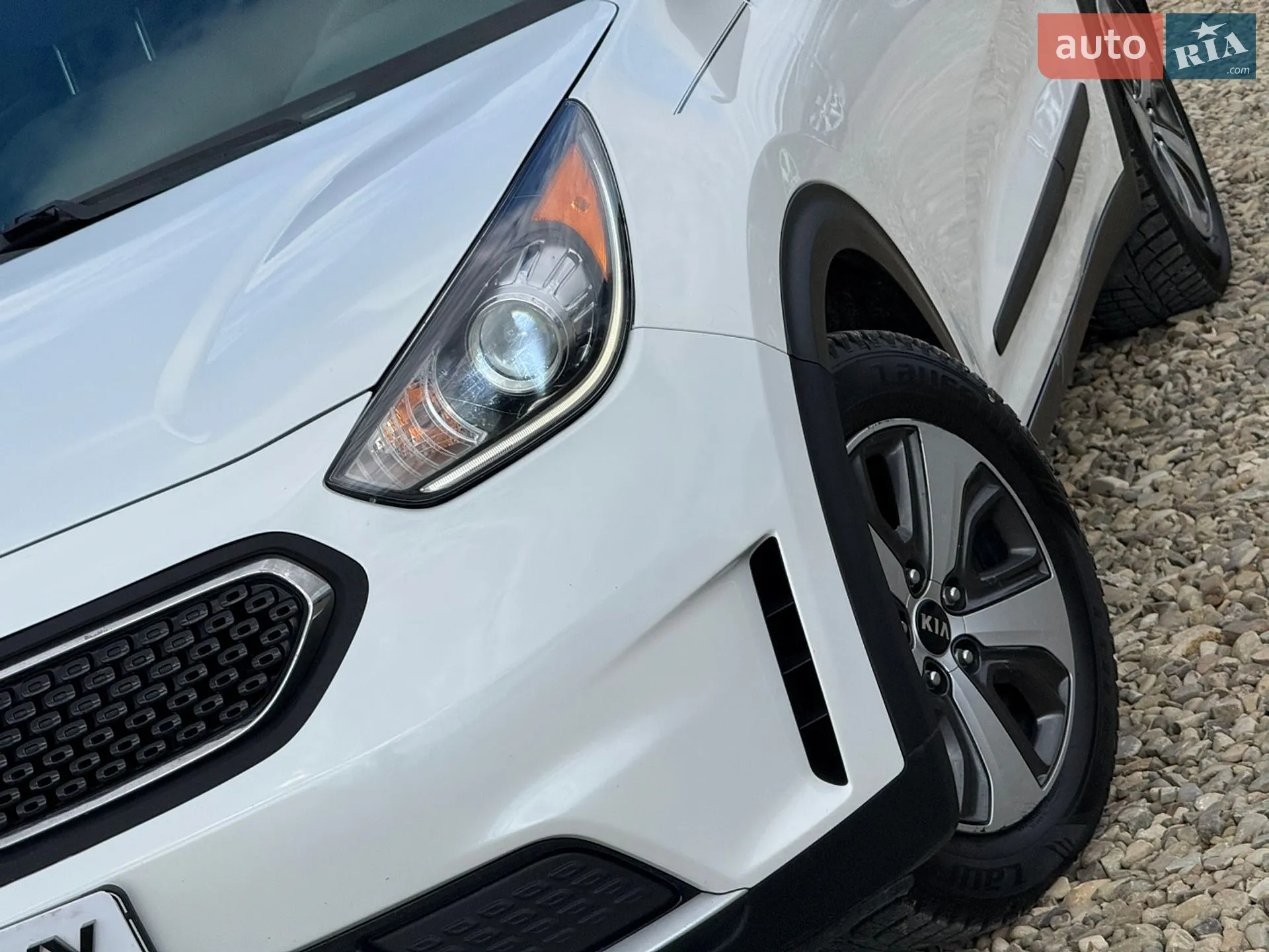 2017 Kia Niro - мініатюра 10