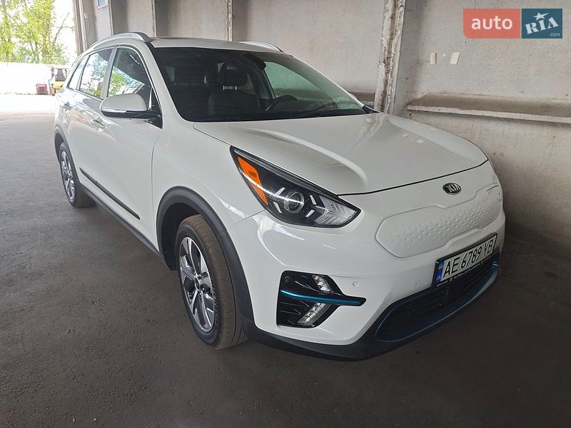 Внедорожник / Кроссовер Kia Niro 2020 в Днепре
