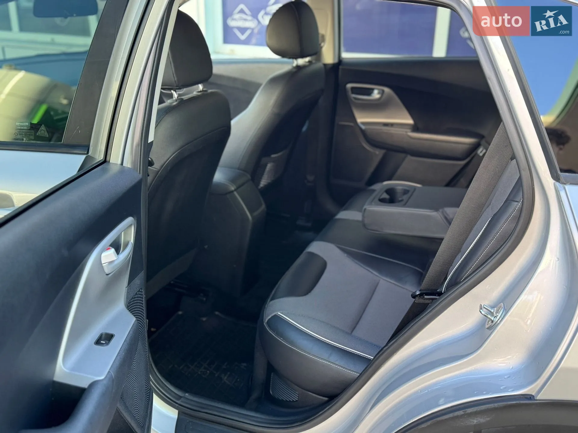 2017 Kia Niro - мініатюра 16