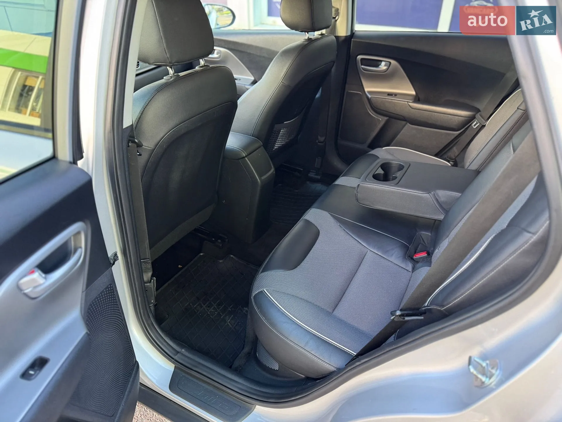 2017 Kia Niro - мініатюра 17