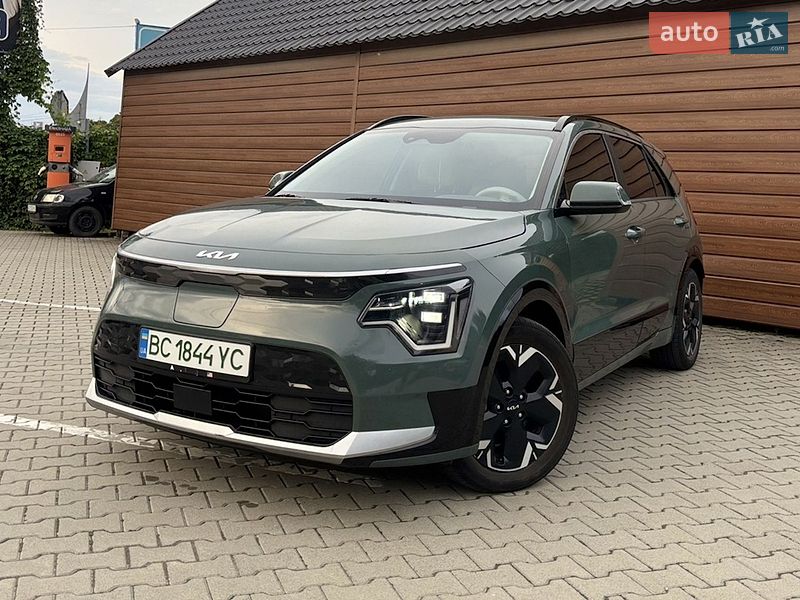 Внедорожник / Кроссовер Kia Niro 2023 в Ивано-Франковске