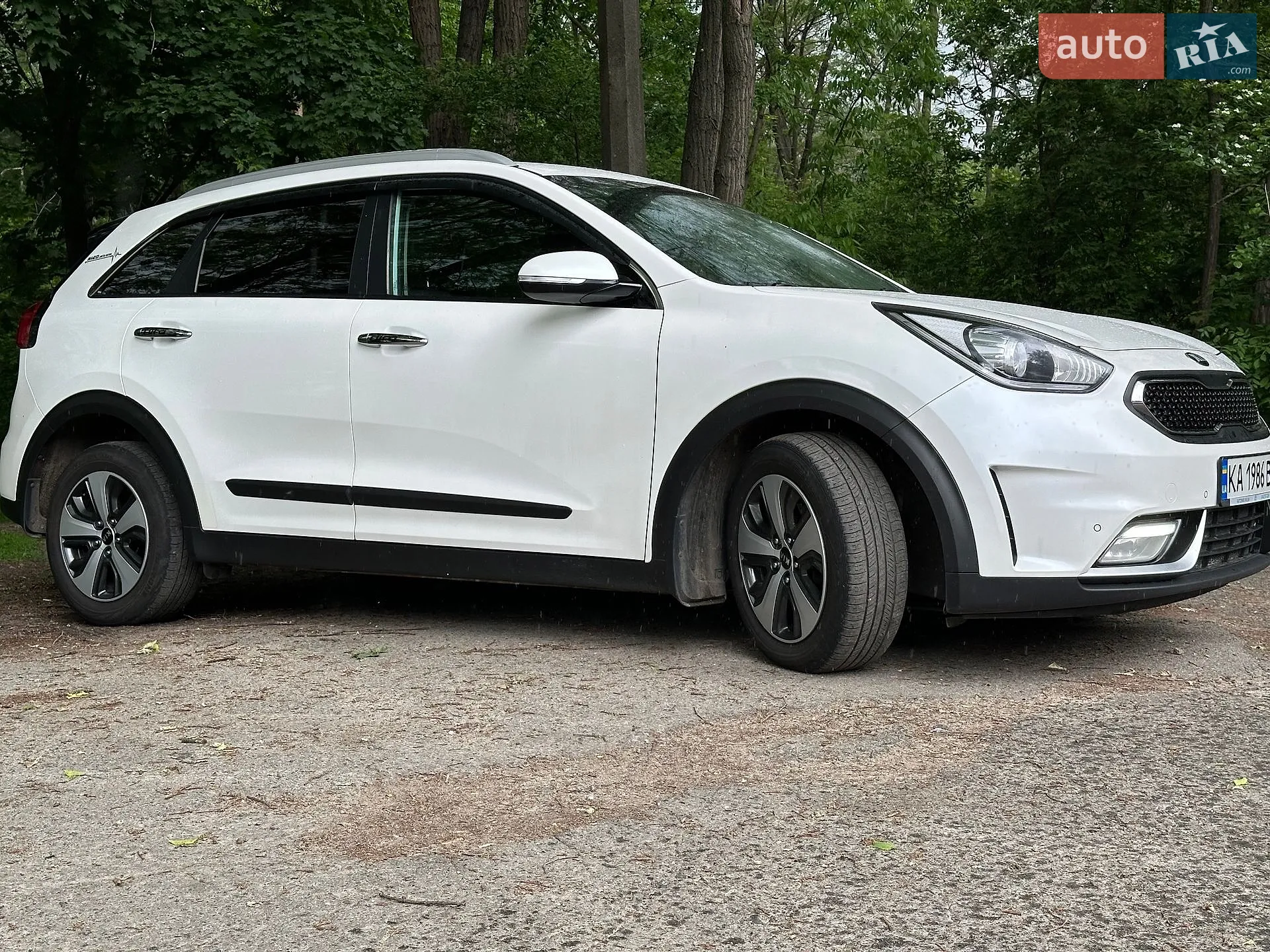 2016 Kia Niro - мініатюра 16