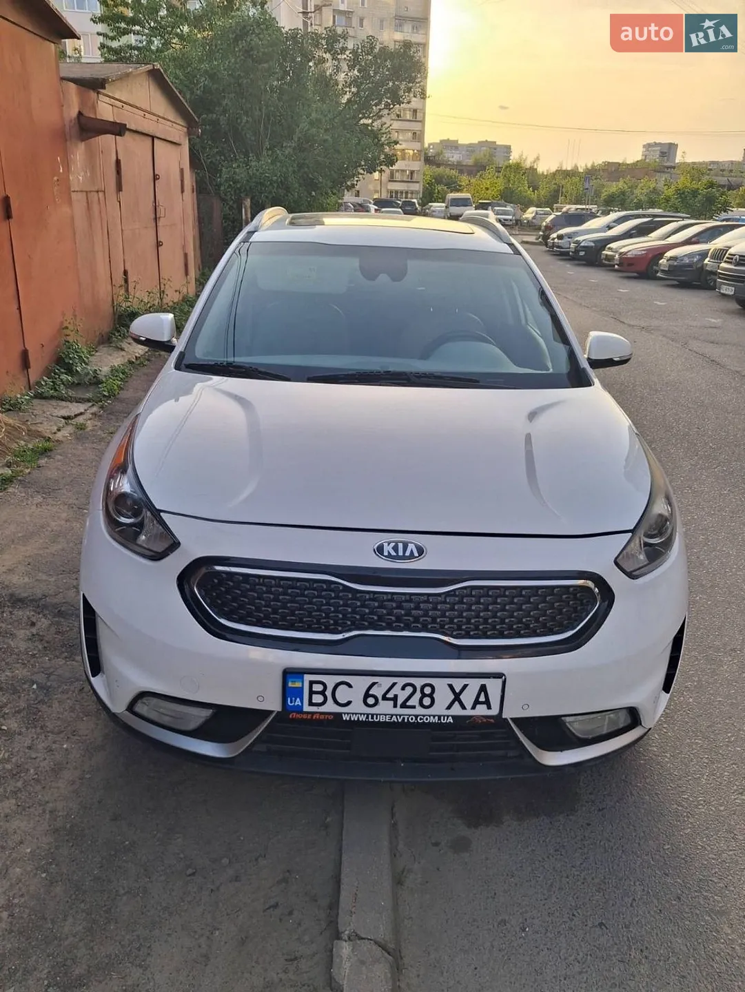 2016 Kia Niro - фото 1