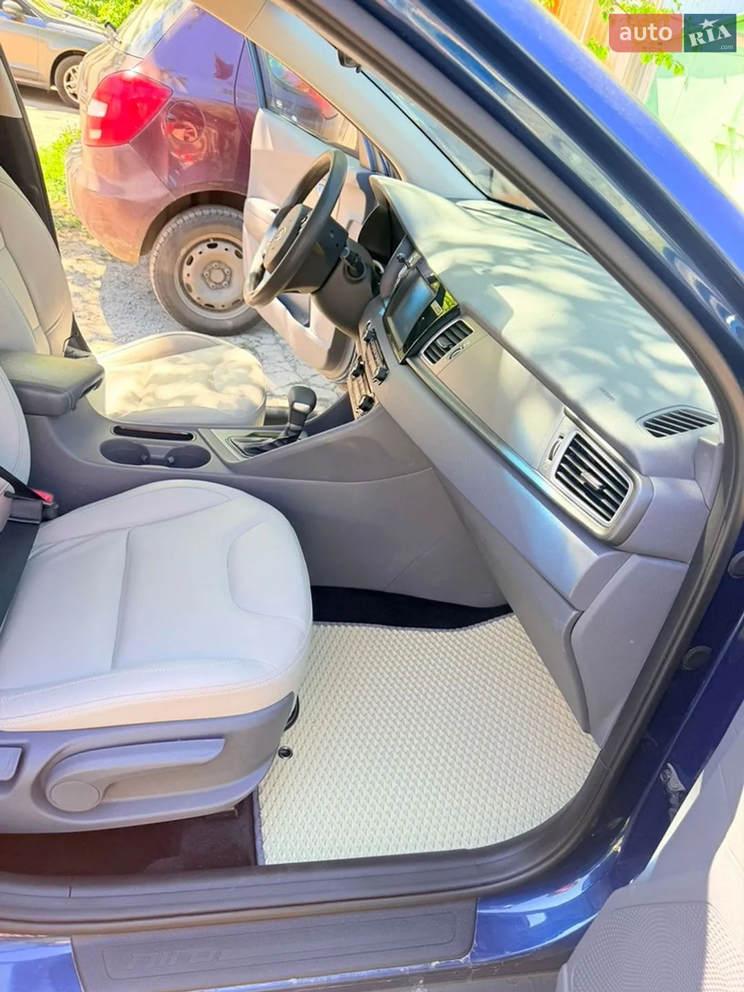 2017 Kia Niro - мініатюра 12