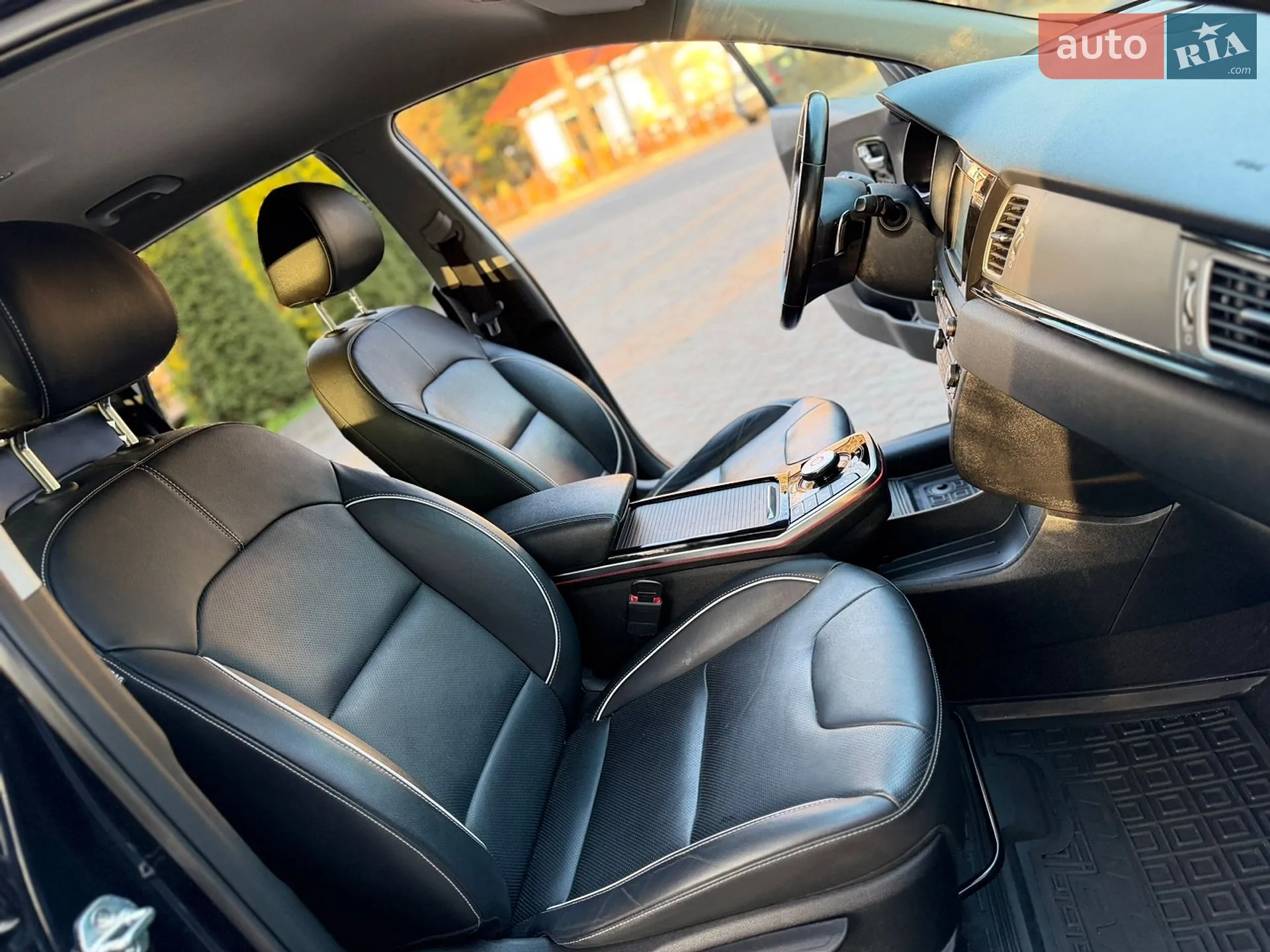 2019 Kia Niro - мініатюра 47