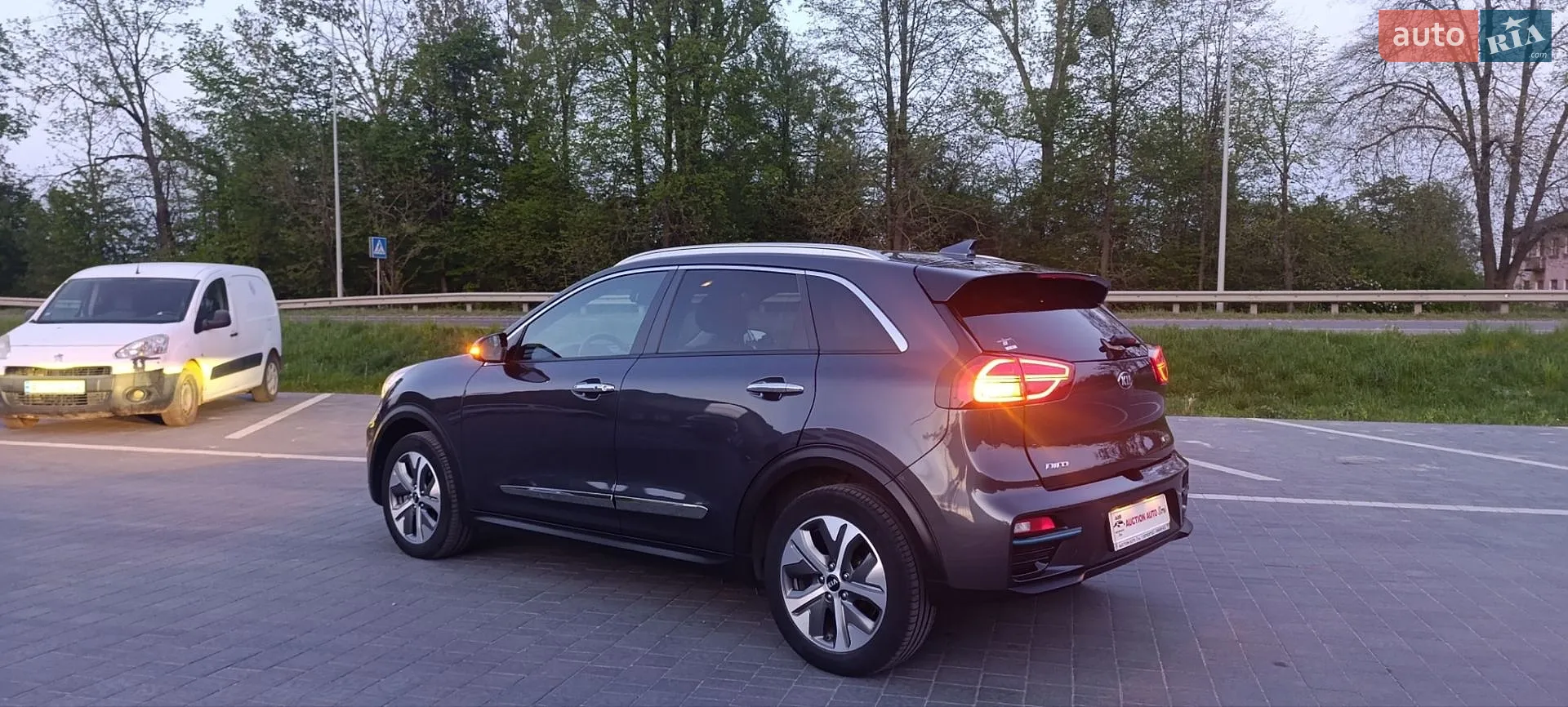 2020 Kia Niro - мініатюра 5
