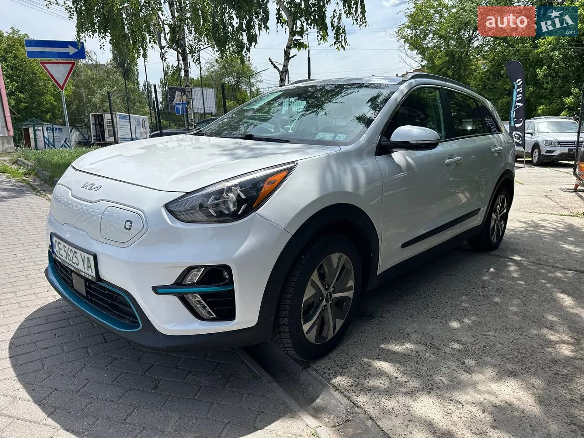 2022 Kia Niro - фото 1