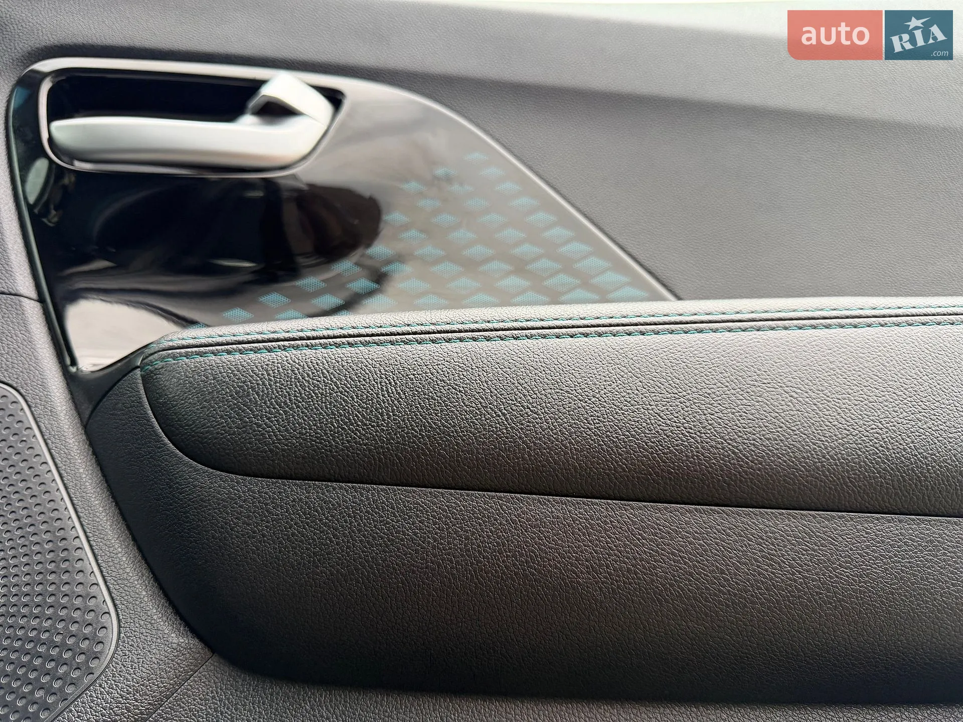 2019 Kia Niro - мініатюра 123