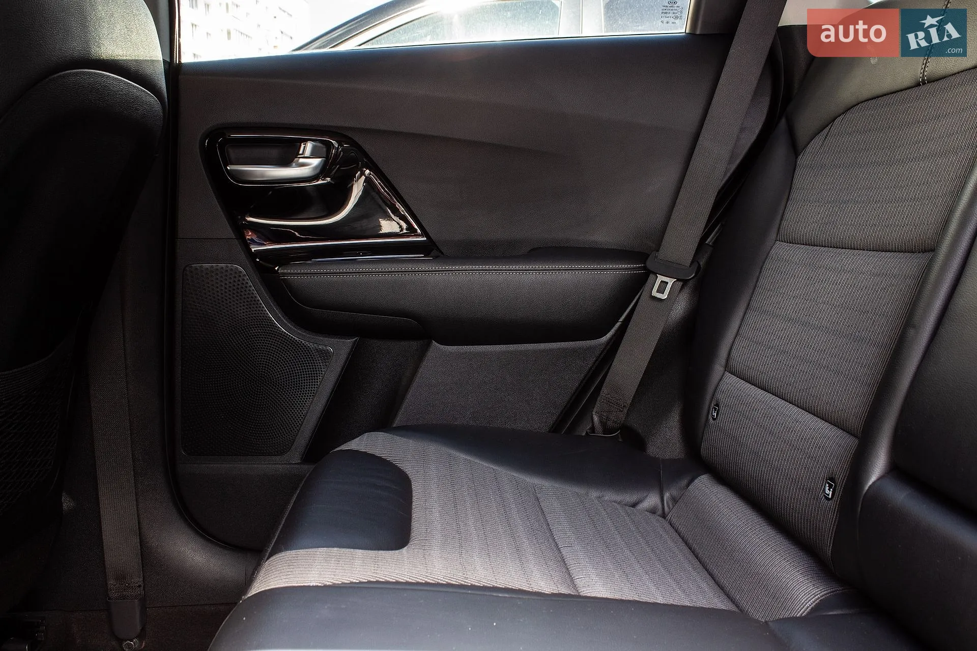 2017 Kia Niro - мініатюра 26