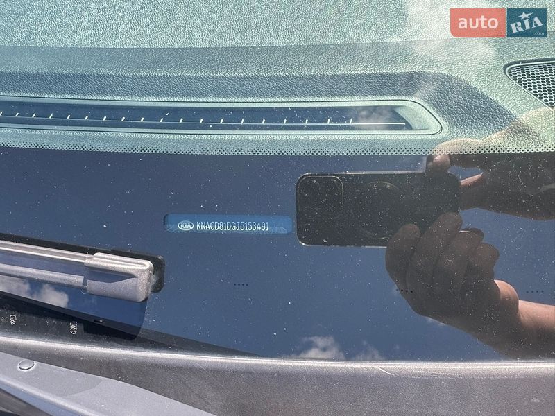 Внедорожник / Кроссовер Kia Niro 2017 в Житомире