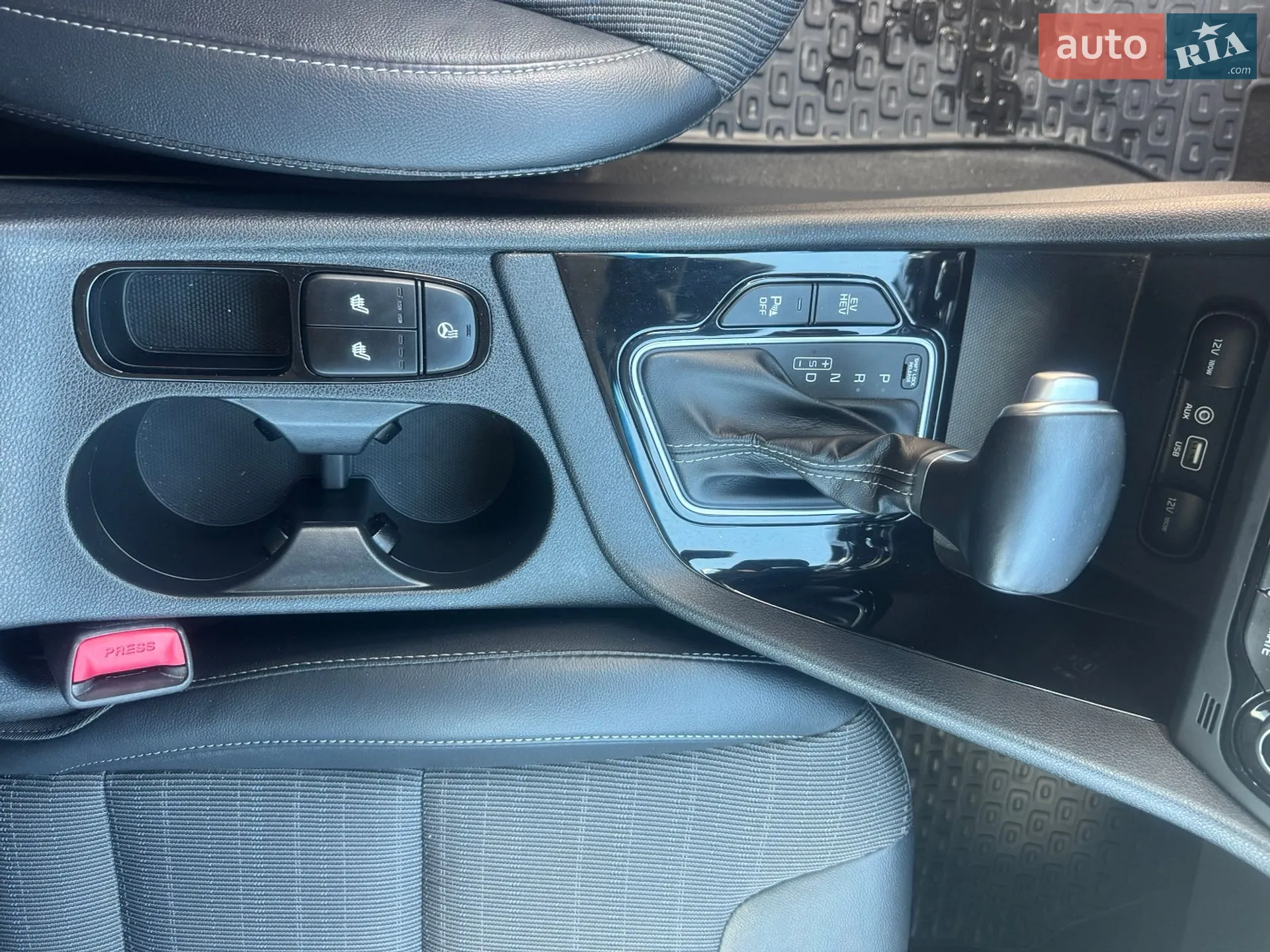 2017 Kia Niro - мініатюра 21