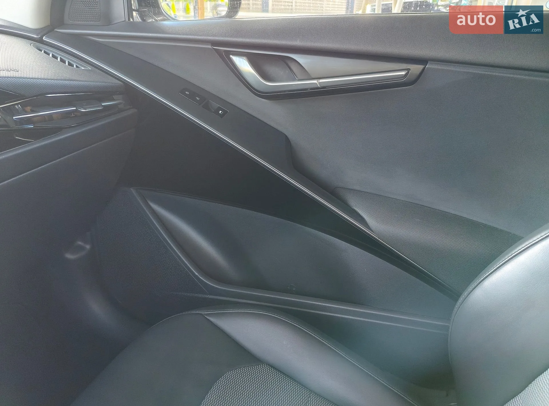2023 Kia Niro - мініатюра 14
