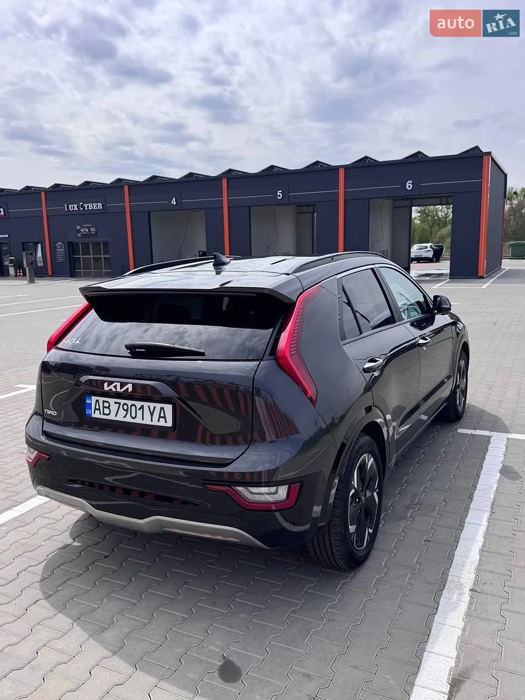 2023 Kia Niro - мініатюра 4
