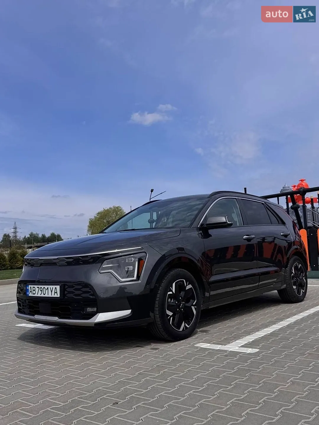 2023 Kia Niro - фото 1