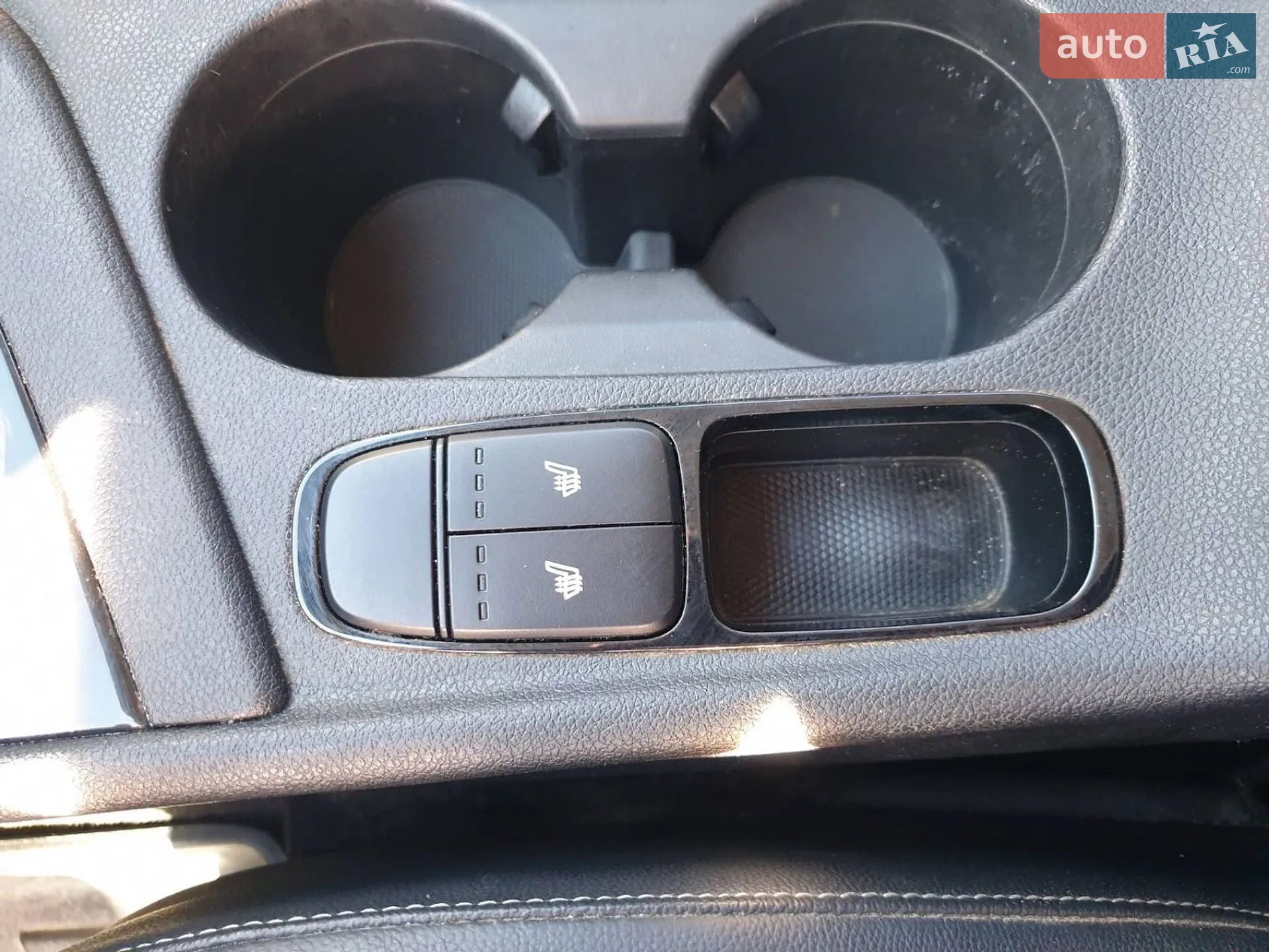 2017 Kia Niro - мініатюра 25