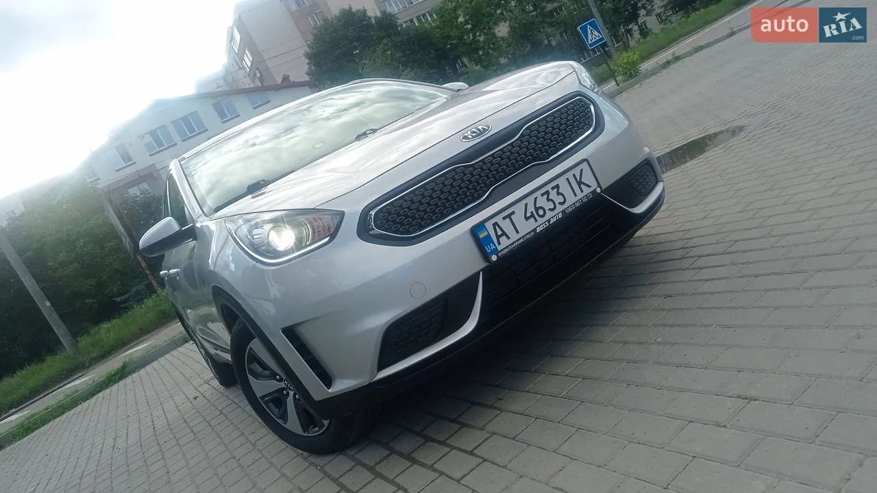 2017 Kia Niro - мініатюра 23