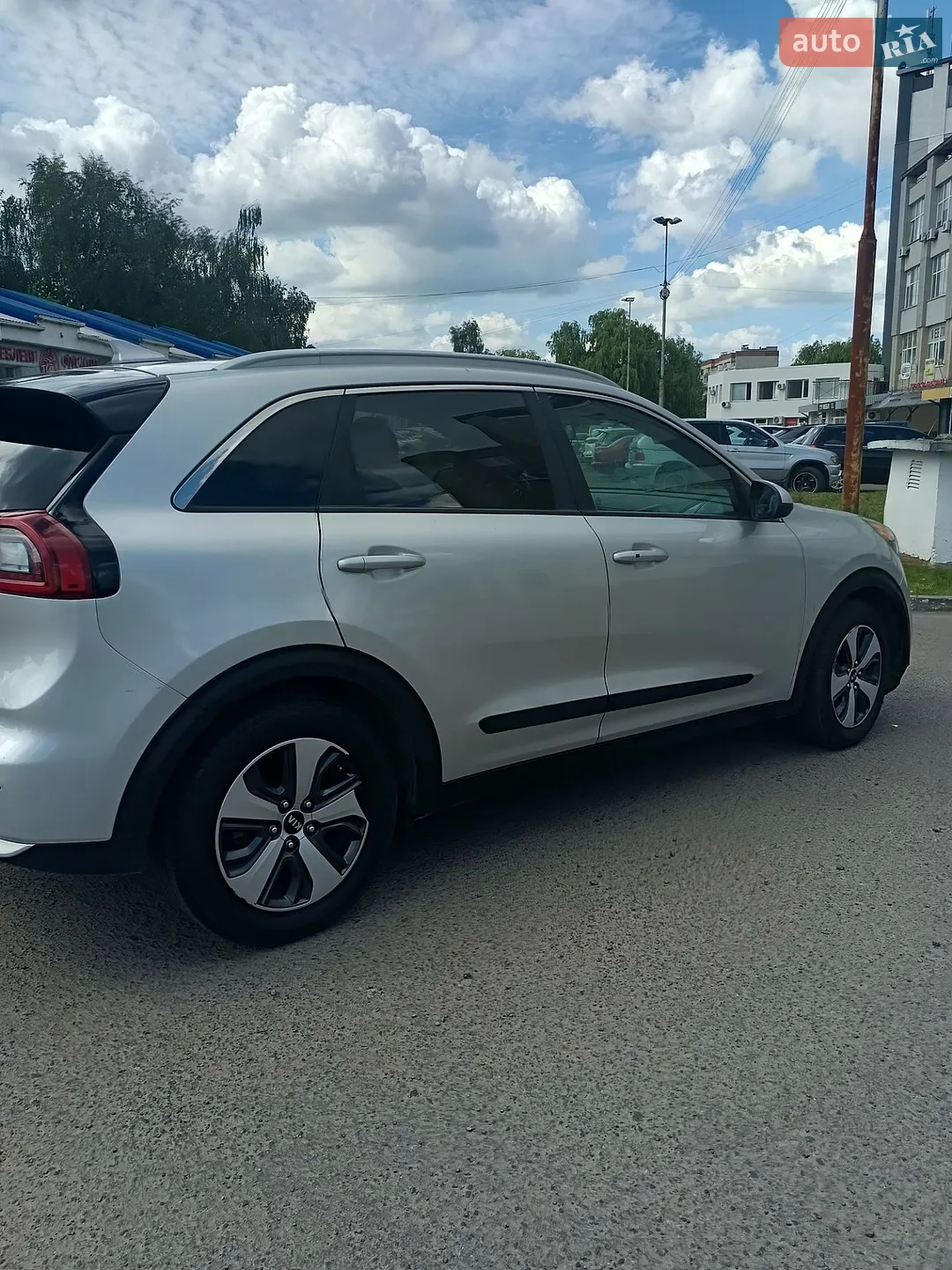 2016 Kia Niro - мініатюра 13