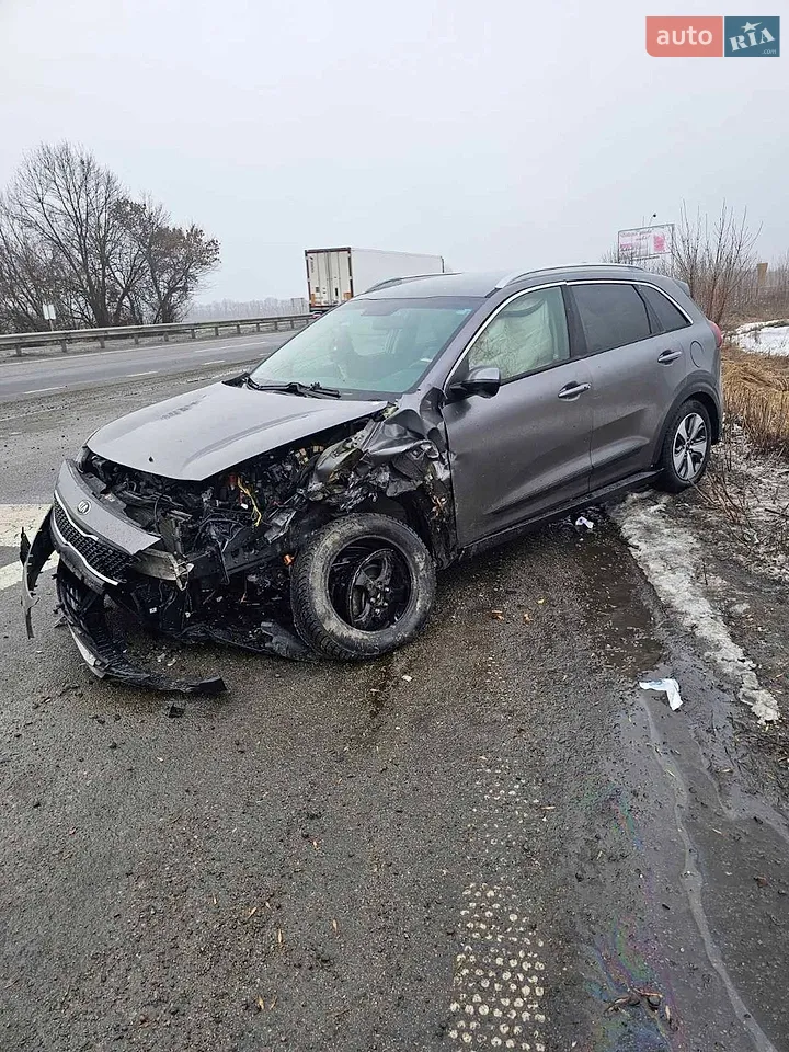 2017 Kia Niro - мініатюра 20