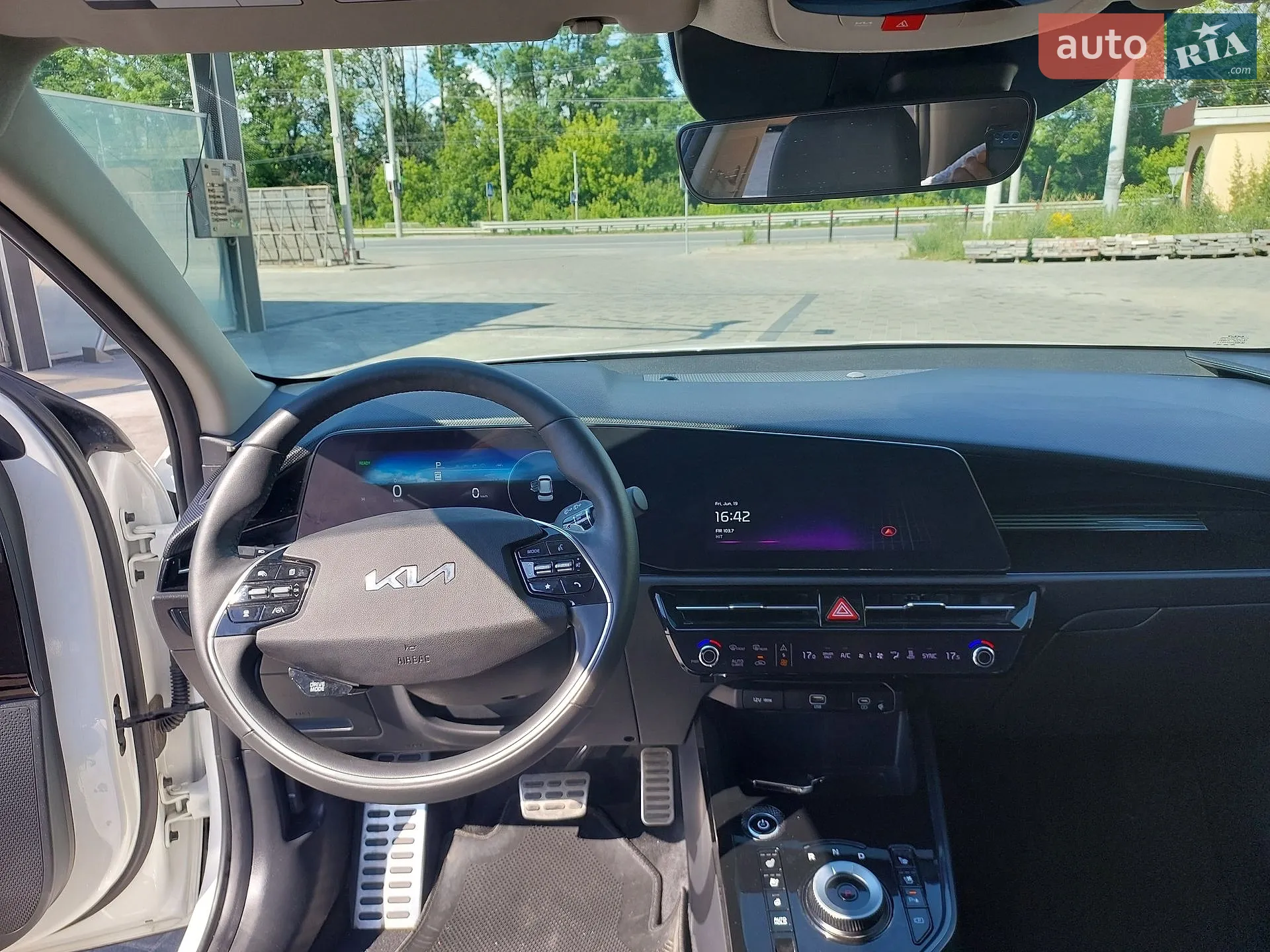 2023 Kia Niro - мініатюра 4