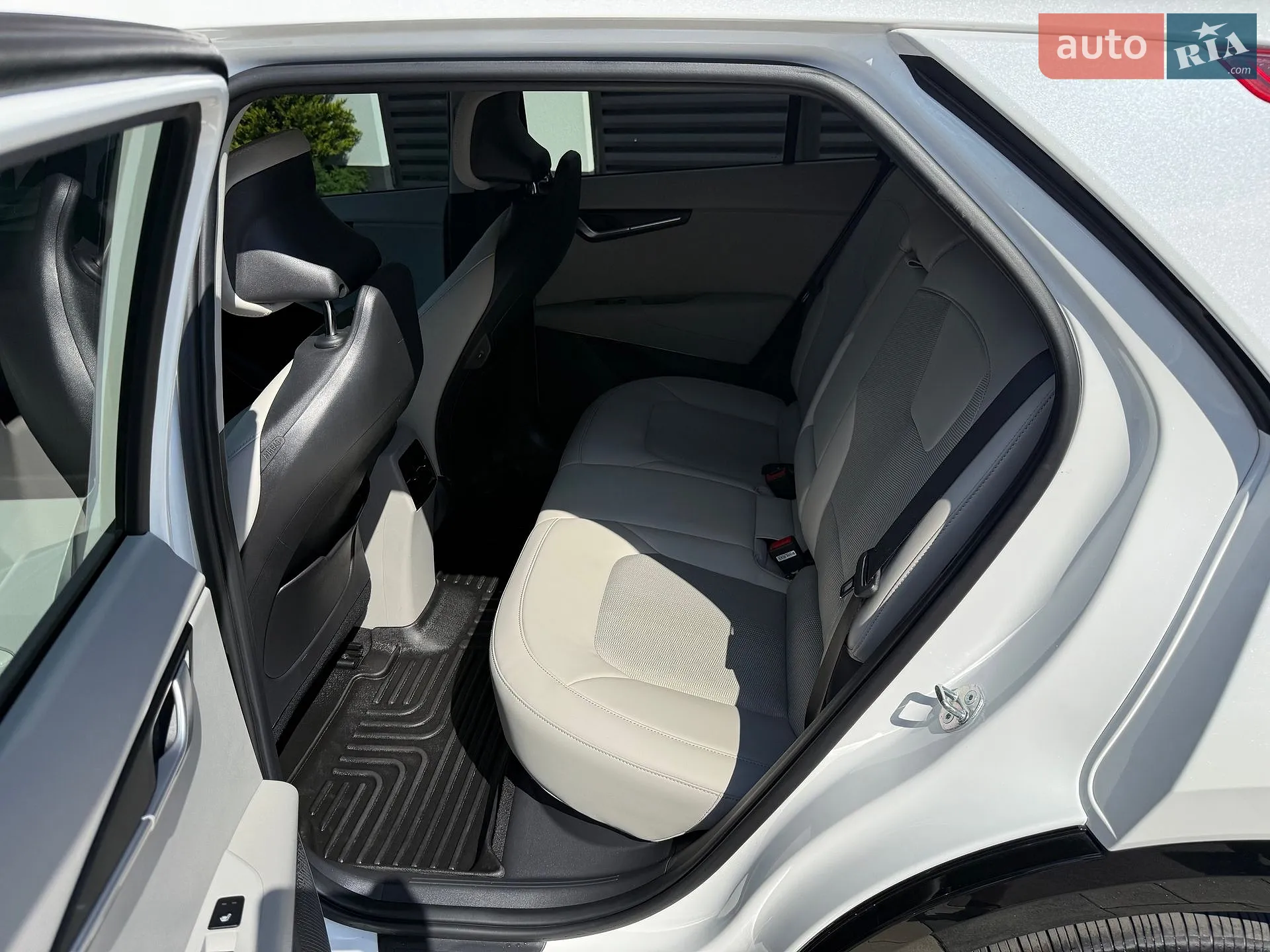 2023 Kia Niro - мініатюра 19