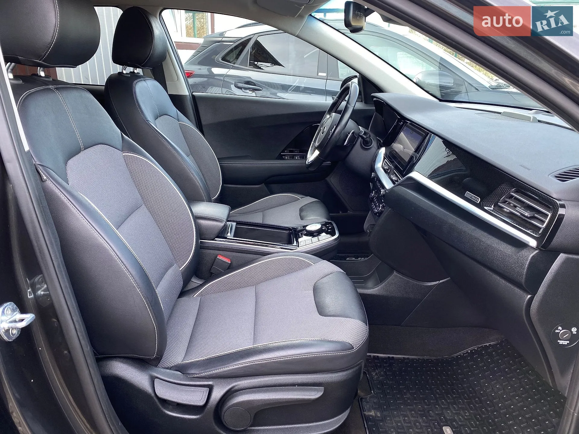 2020 Kia Niro - мініатюра 75