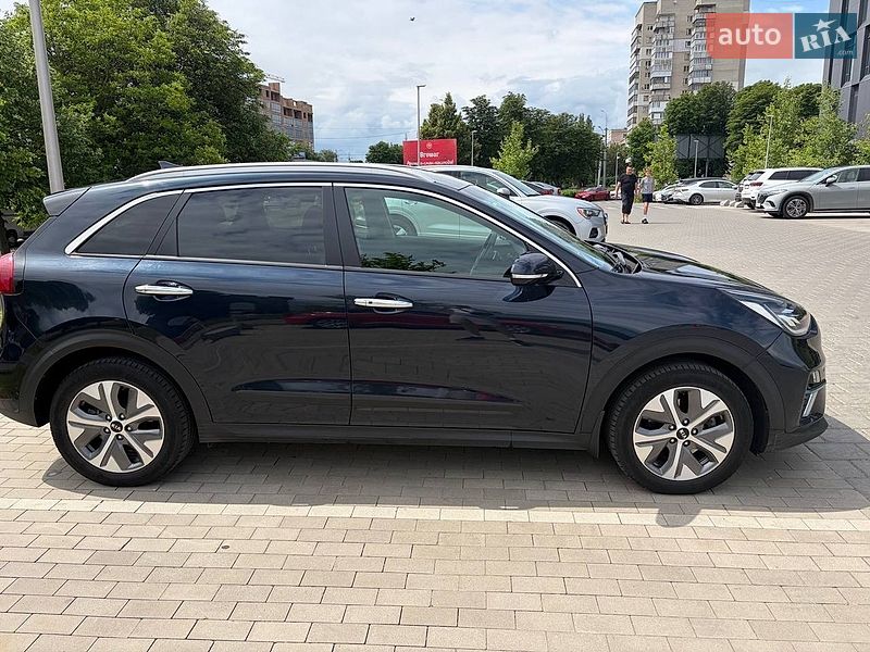Внедорожник / Кроссовер Kia Niro 2019 в Киеве фото 2 Внедорожник / Кроссовер Kia Niro 2019 в Киеве