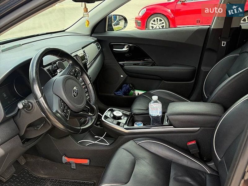 Внедорожник / Кроссовер Kia Niro 2019 в Киеве фото 5 Внедорожник / Кроссовер Kia Niro 2019 в Киеве