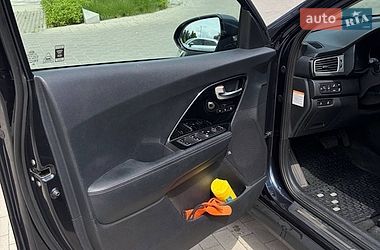 Внедорожник / Кроссовер Kia Niro 2019 в Киеве фото 6 Внедорожник / Кроссовер Kia Niro 2019 в Киеве