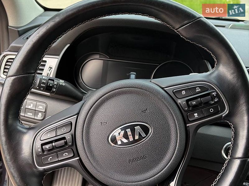 Внедорожник / Кроссовер Kia Niro 2019 в Киеве фото 8 Внедорожник / Кроссовер Kia Niro 2019 в Киеве