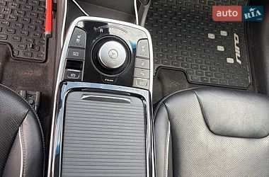 Внедорожник / Кроссовер Kia Niro 2019 в Киеве фото 10 Внедорожник / Кроссовер Kia Niro 2019 в Киеве