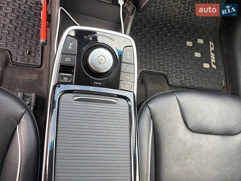 Внедорожник / Кроссовер Kia Niro 2019 в Киеве фото 10 Внедорожник / Кроссовер Kia Niro 2019 в Киеве