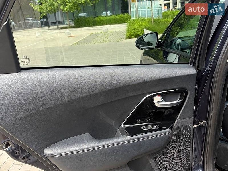 Внедорожник / Кроссовер Kia Niro 2019 в Киеве фото 13 Внедорожник / Кроссовер Kia Niro 2019 в Киеве