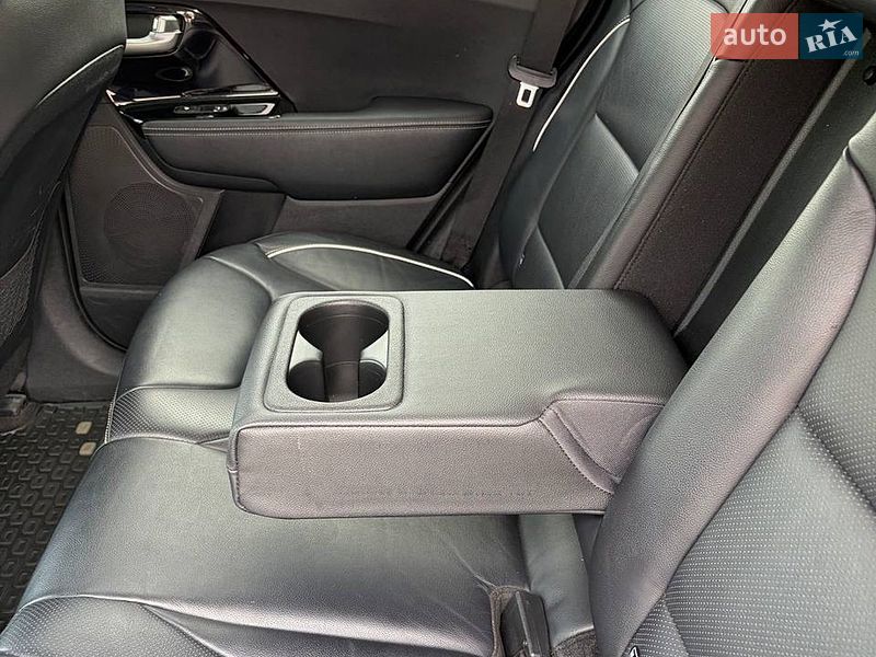 Внедорожник / Кроссовер Kia Niro 2019 в Киеве фото 16 Внедорожник / Кроссовер Kia Niro 2019 в Киеве