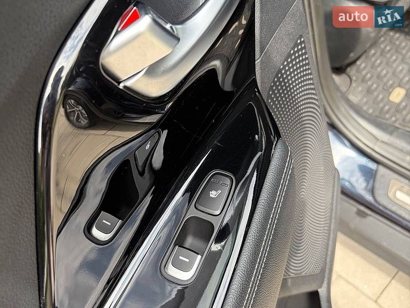 Внедорожник / Кроссовер Kia Niro 2019 в Киеве фото 14 Внедорожник / Кроссовер Kia Niro 2019 в Киеве