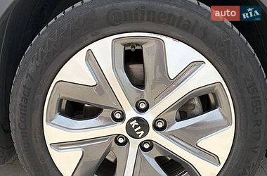 Внедорожник / Кроссовер Kia Niro 2019 в Киеве фото 28 Внедорожник / Кроссовер Kia Niro 2019 в Киеве