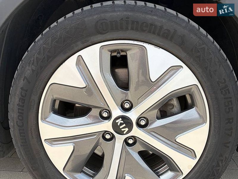 Внедорожник / Кроссовер Kia Niro 2019 в Киеве фото 28 Внедорожник / Кроссовер Kia Niro 2019 в Киеве