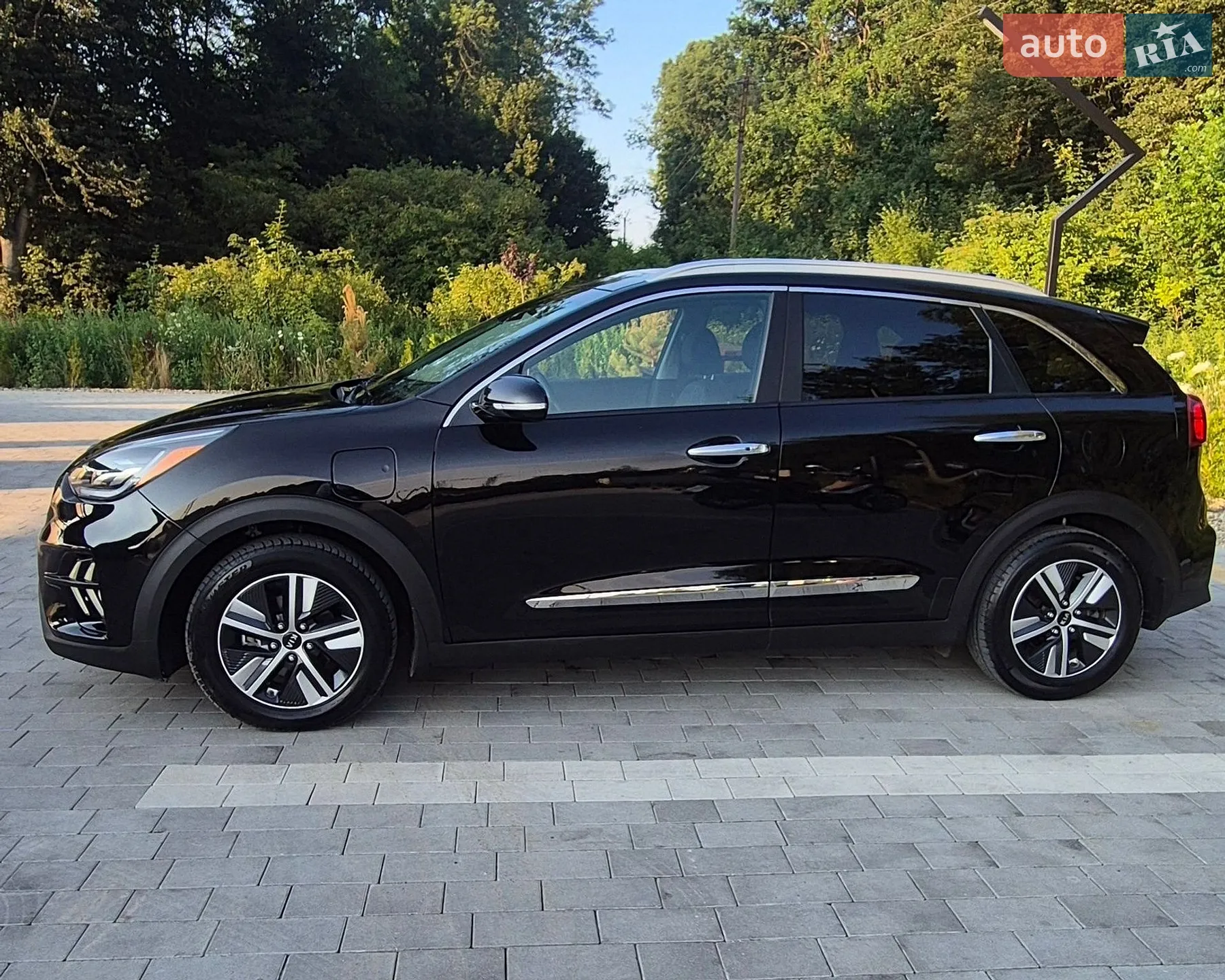 Kia Niro 2021 VIN KNDCC3LD0M5469277 фото оголошення 19 з 75