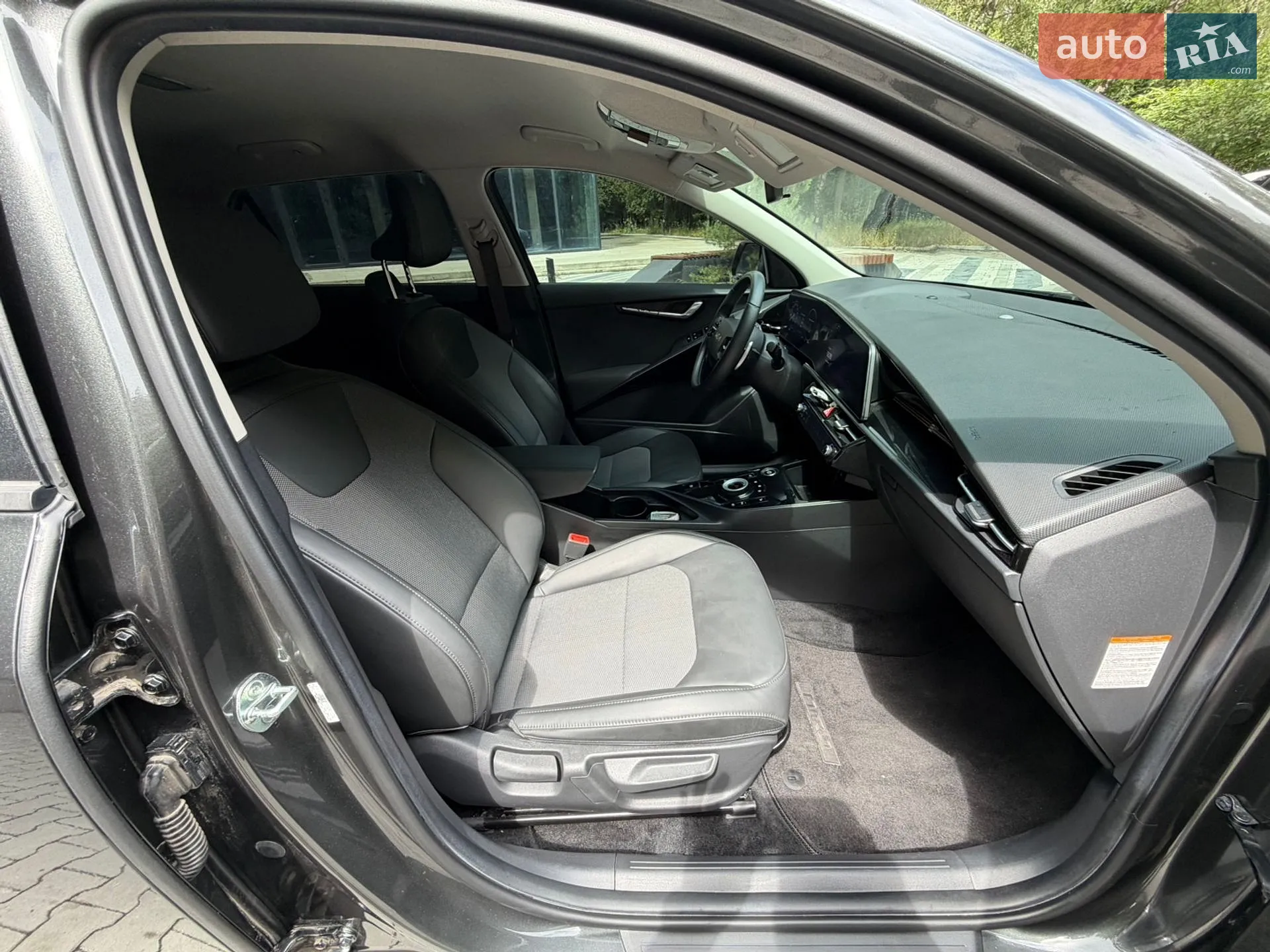 2023 Kia Niro - мініатюра 38