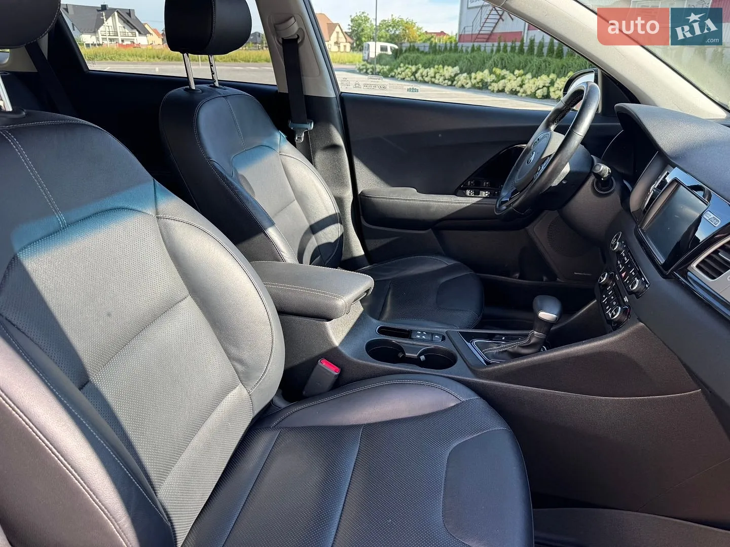 2017 Kia Niro - мініатюра 35