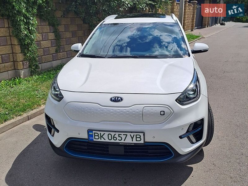 Внедорожник / Кроссовер Kia Niro 2020 в Ровно