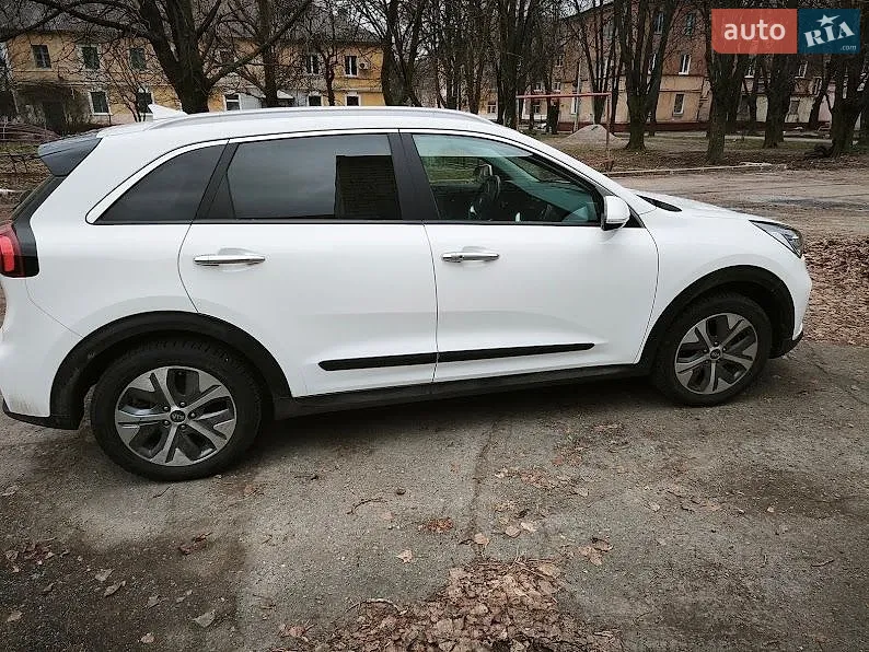 2021 Kia Niro - мініатюра 3