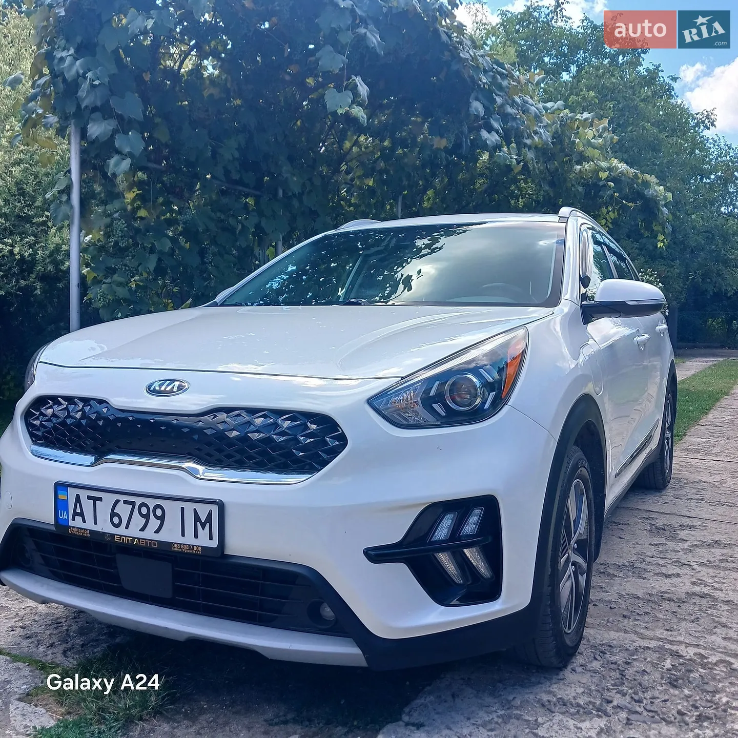 2020 Kia Niro - фото 1