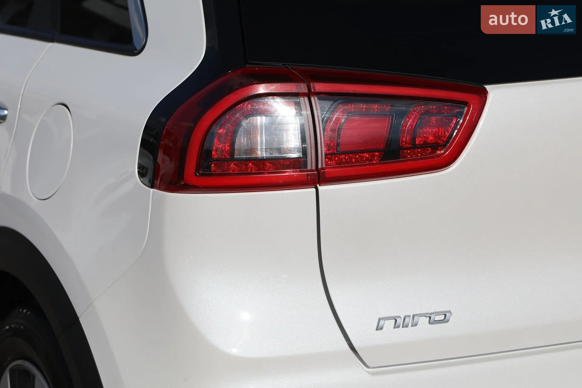 2017 Kia Niro - мініатюра 10