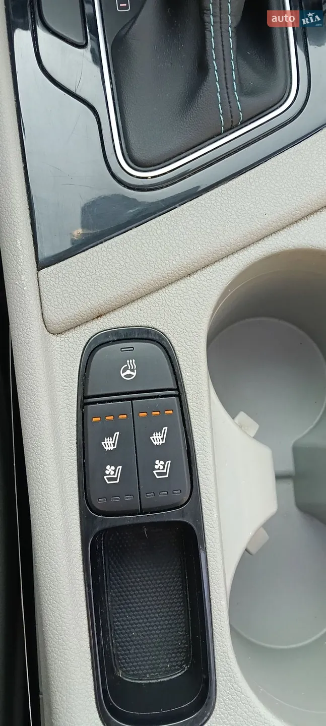 2017 Kia Niro - мініатюра 24