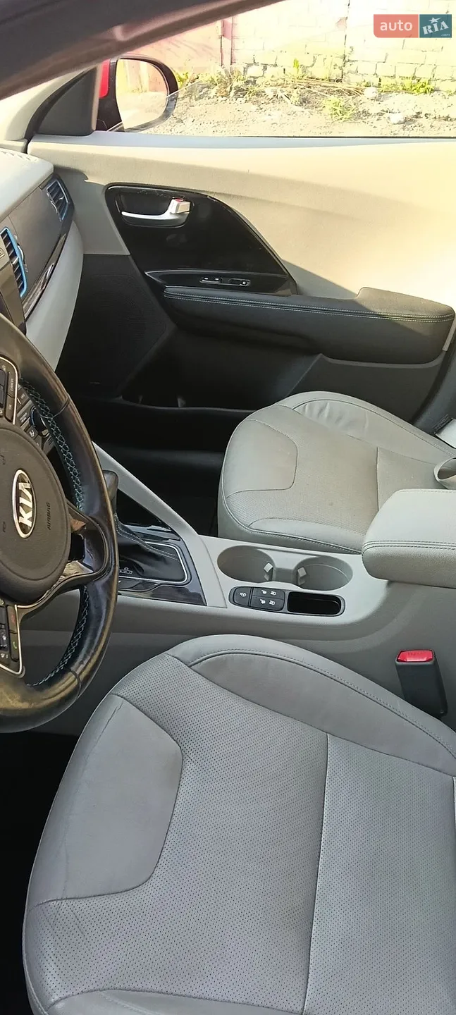 2017 Kia Niro - мініатюра 29