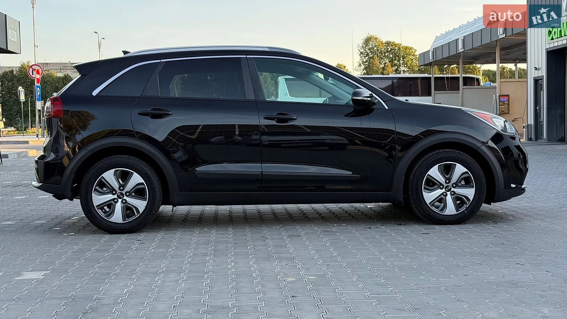 2017 Kia Niro - мініатюра 29