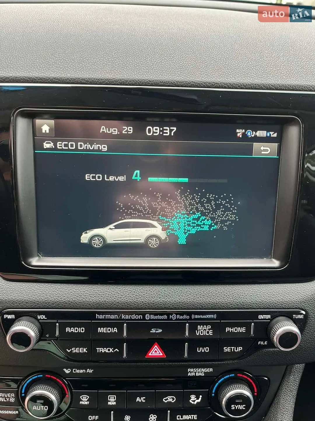 2017 Kia Niro - мініатюра 27