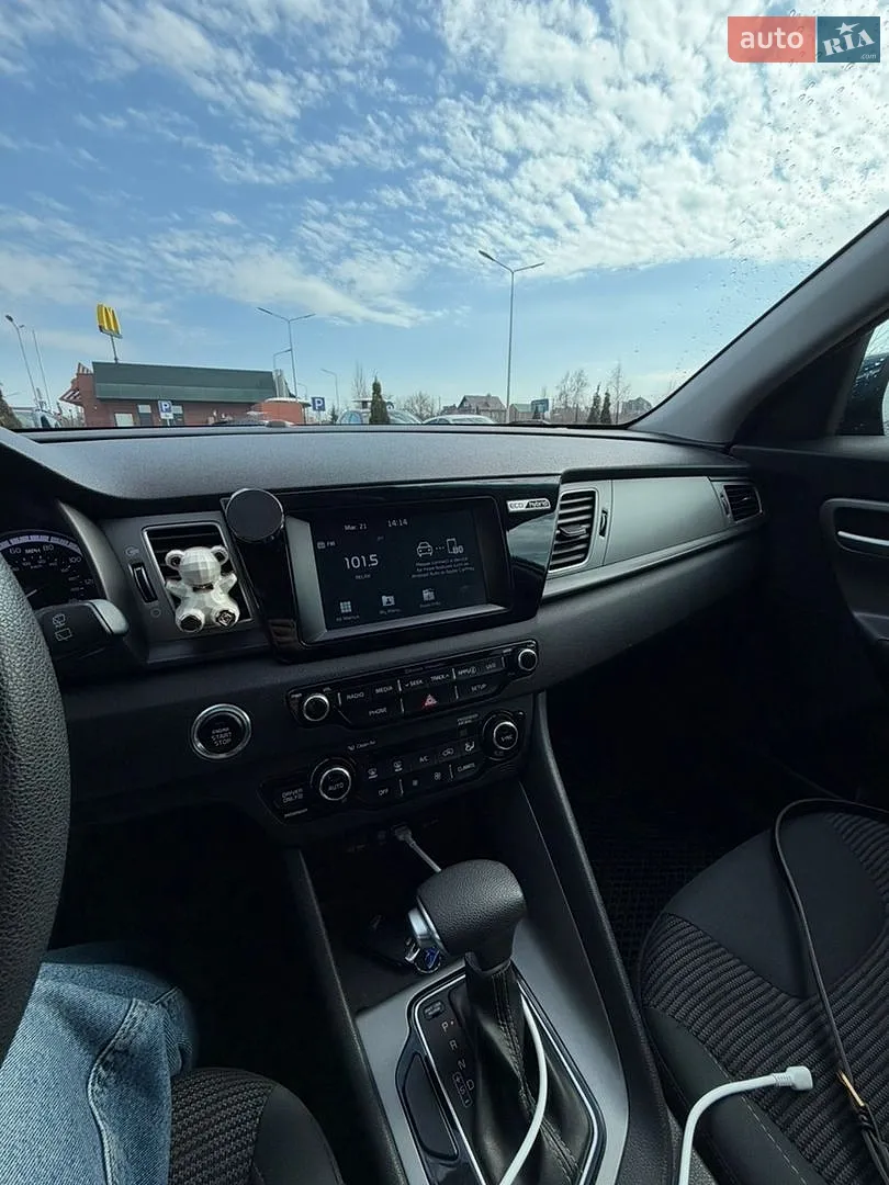 2017 Kia Niro - мініатюра 5